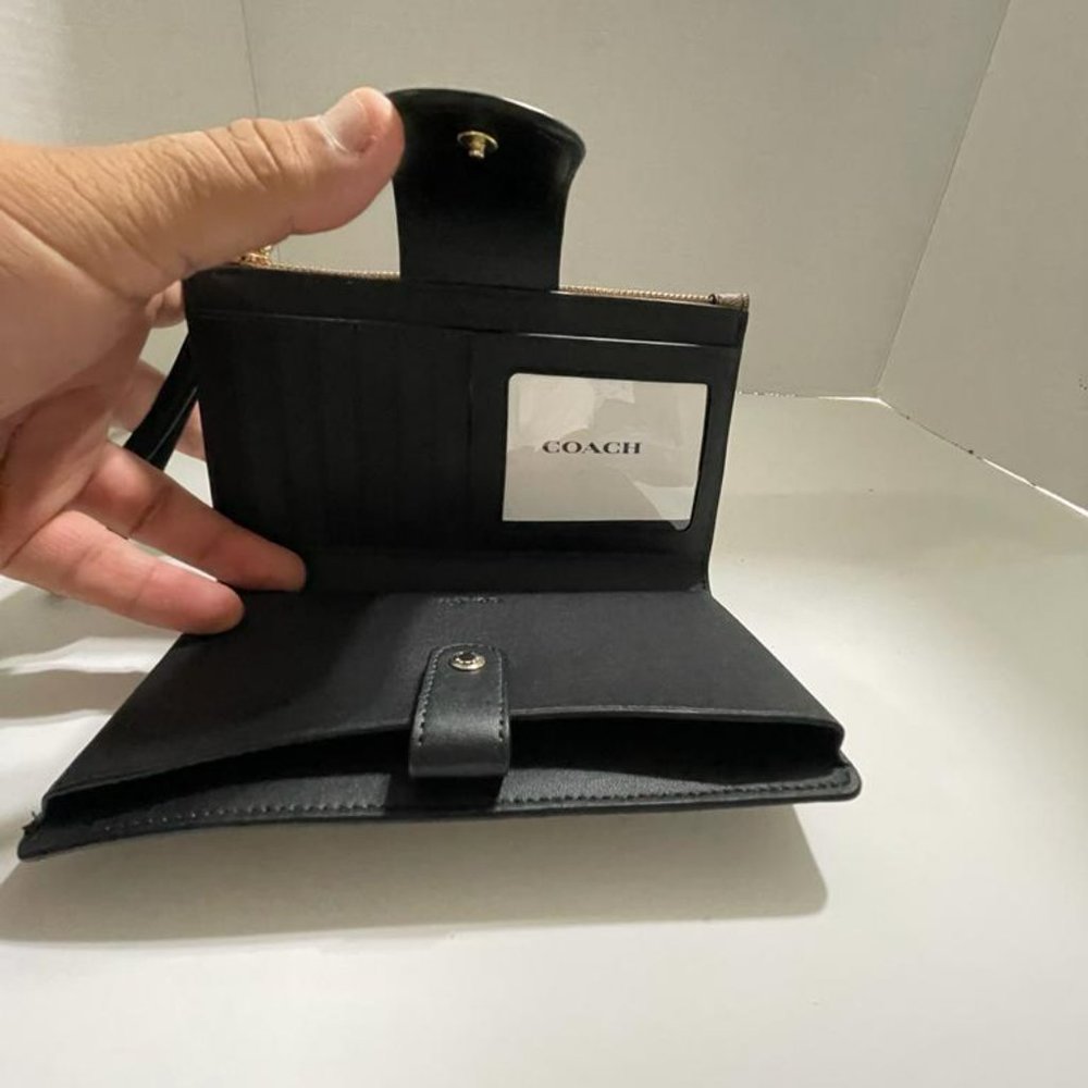 Coach Wallets - Picture 8 of 12